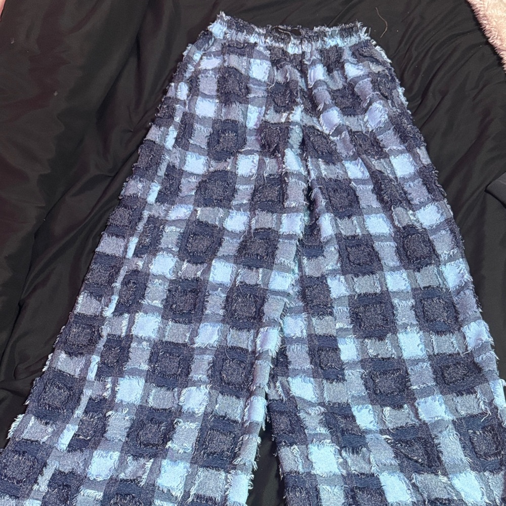 Vero Moda Textured Blue and Black Fabric